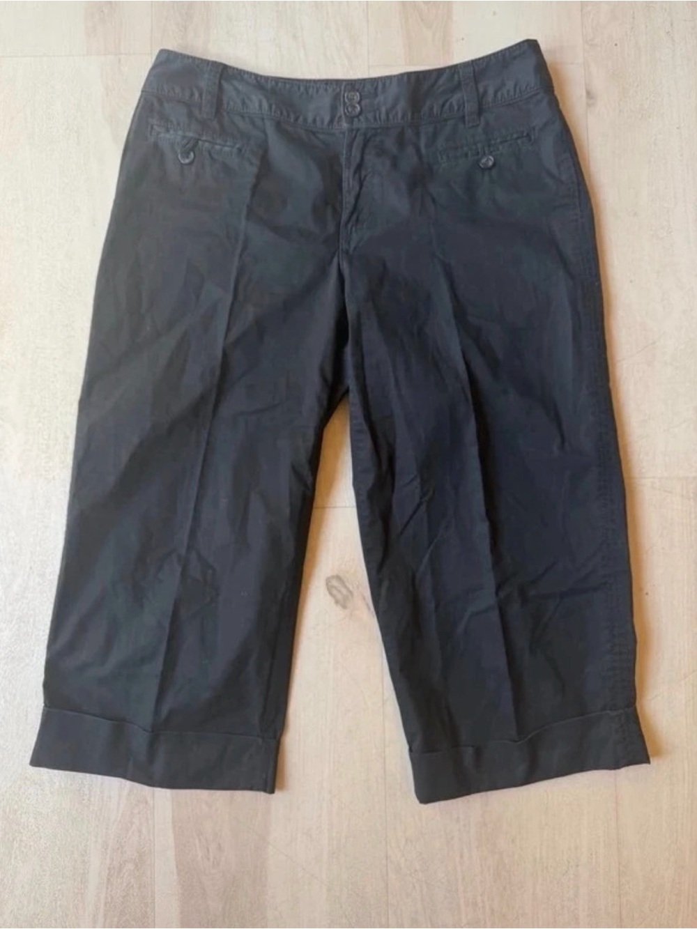 Liz Claiborne Sloan Black Cropped Pants Women’s Size 6 Petite Vintage Y2K Jorts